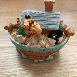 Noah’s Ark Charming Ceramic Animal Figurine for Small Pets